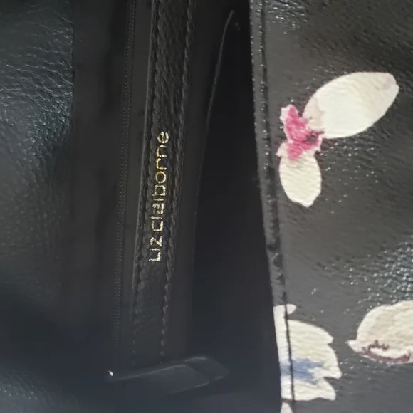 Liz Claiborne Black Floral Shoulder Bag - Picture 4 of 7